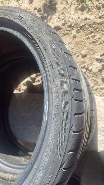 Продам шины 225/40/18