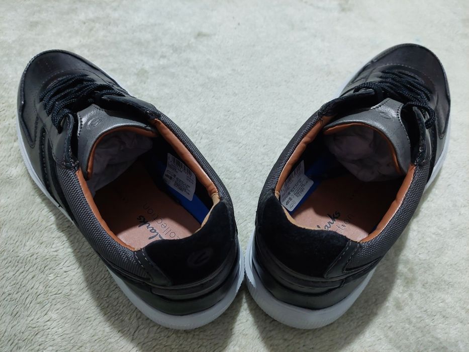 Нови обувки Clarks