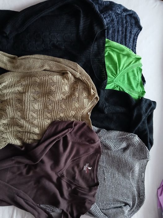 Пуловери - 3.50 лв за брой