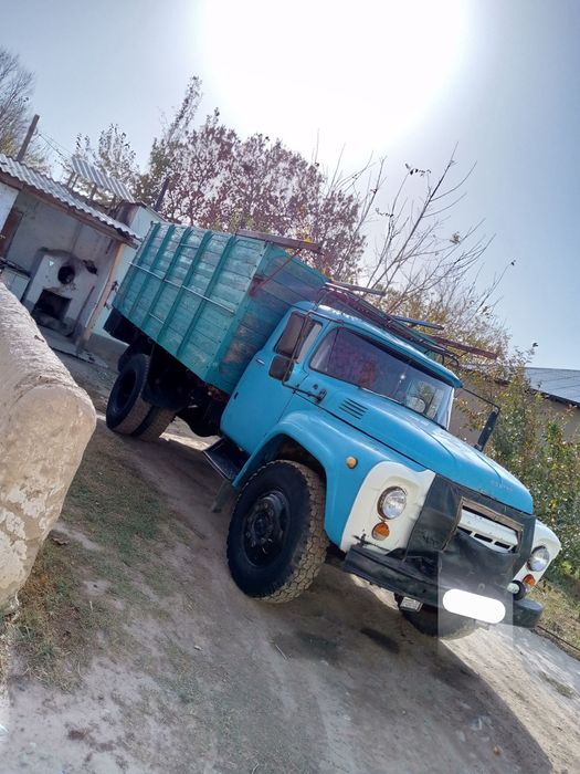 Zil 130 sotiladi