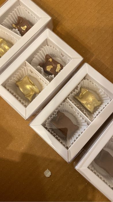 Бонбоньерка из шоколада Асық