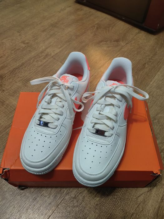 Дамски маратонки Nike Air Force 1