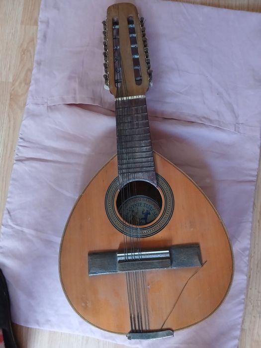 Vand bandurrie spaniola vintaje ,originală.Hijos de Tatay-Colectie Folk