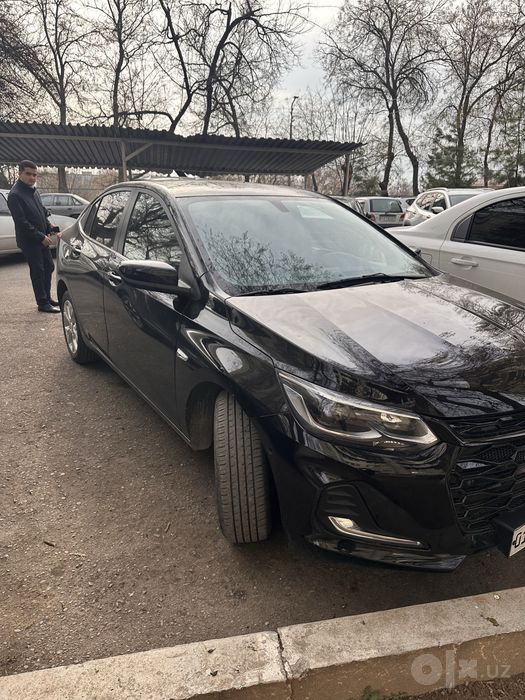 Шевролет Оникс премьер 15.000$ 38.000пробег