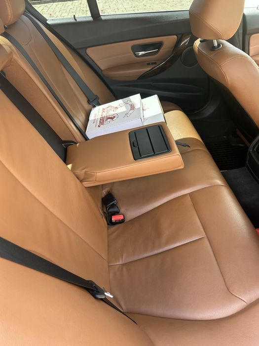 BMW F30 Luxury DIESEL 184 cai