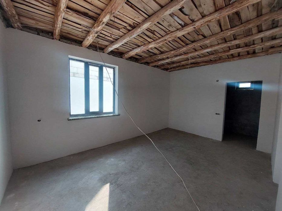 Киргилида ховли уй сотилади