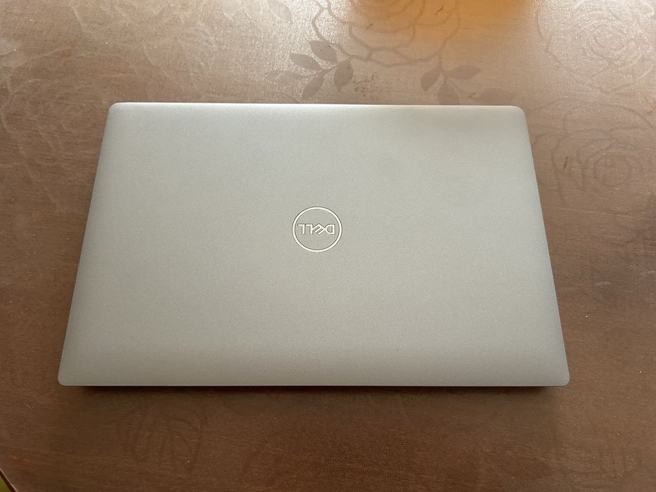 Лаптоп DELL Latitude 5420