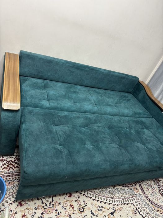 Продам диван, б/у
