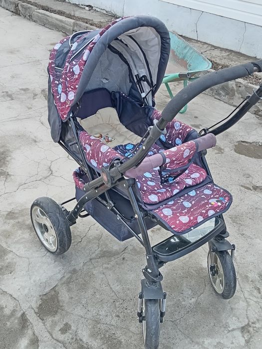 Детская коляска.