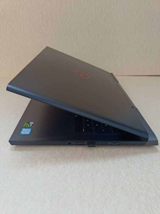 Геймърски Лаптоп Dell G5 5587