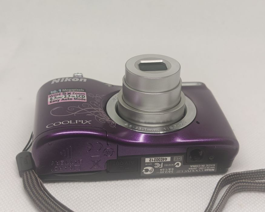 Nikon Coolpix L27 Mov – Compactă CCD, alimentare cu baterii AA