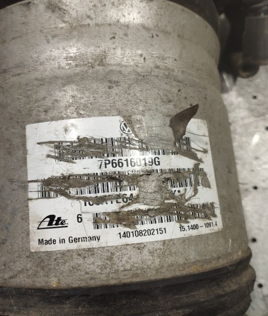 Perna aer spate stanga 7P6.616.503.j Volkswagen VW Touareg generatia