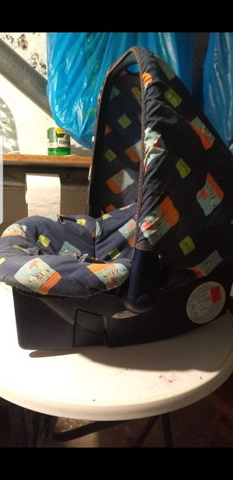 Шизлонг , люлка с музика и кош за кола