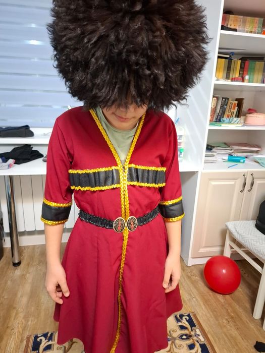 Продам карнавальные костюмы