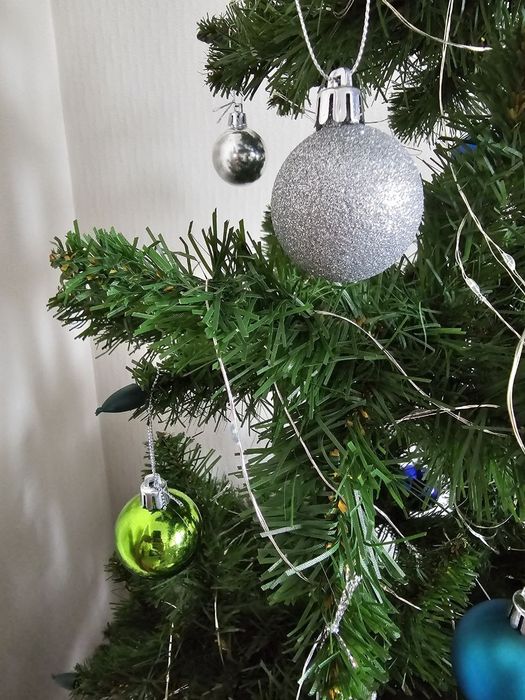 Искусственная Ёлка, без игрушек