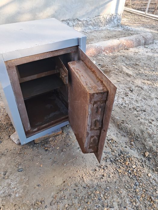 Сеф сотилади ,СССРда тахланган