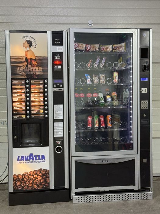 Vindem automate vending snak & caffe cu garantie