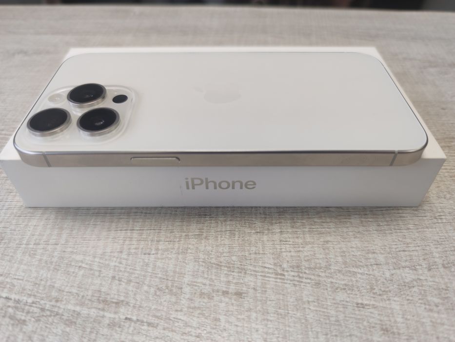 Apple iPhone 15 Pro Max 512GB White Titanium Гаранция!