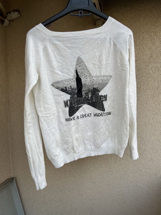 Пуловери различни цветове