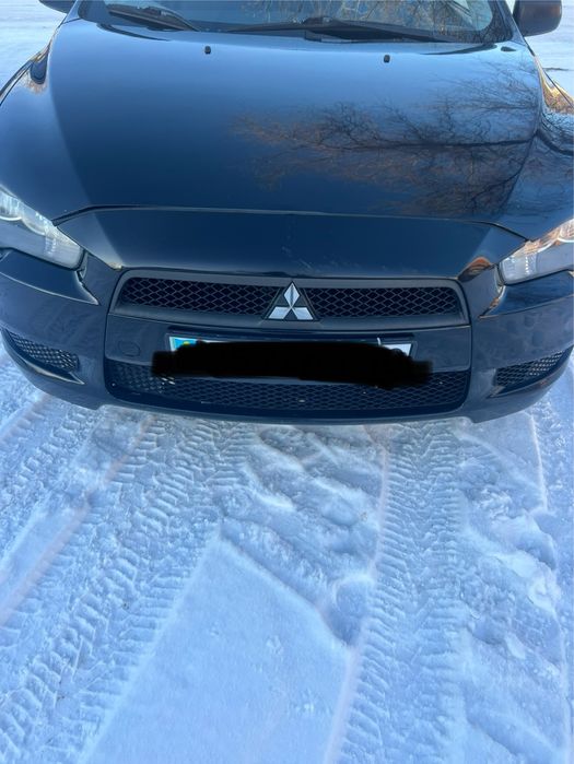 Продам лансер 10