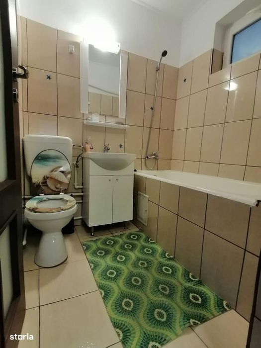 Apartament 2 camere decomandat,an universitar