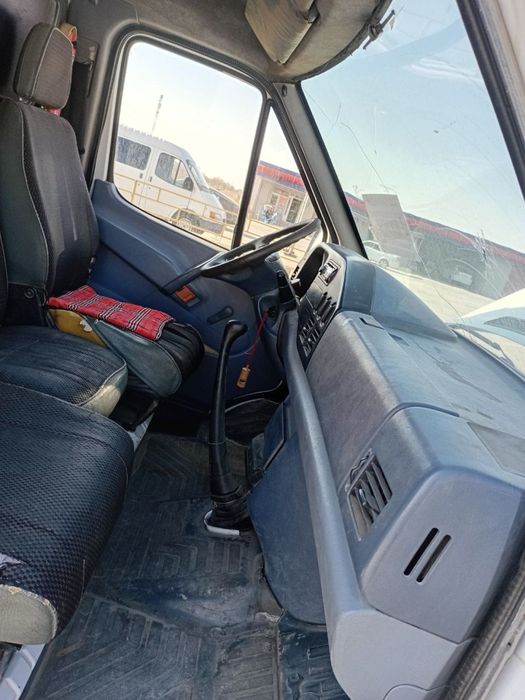 Mercedes Benz Sprinter