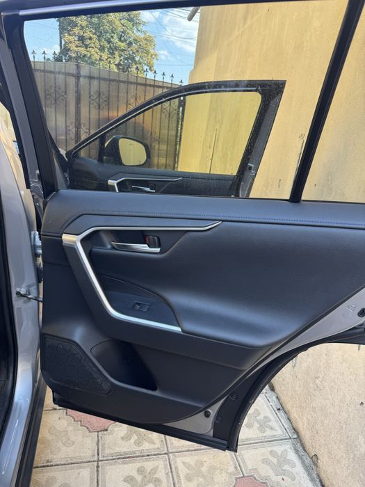 Detailing auto,curatare tapiterie si piele