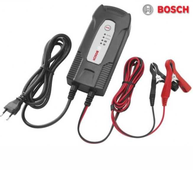 12V BOSCH Зарядно за акумулатор 3.5A