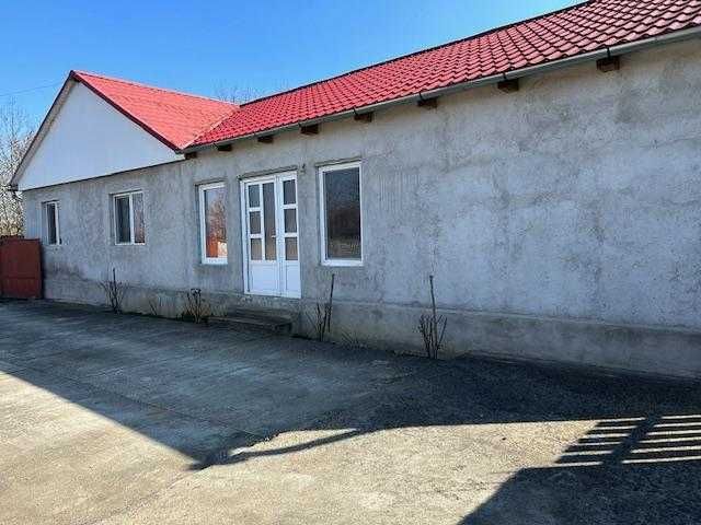 Vindem Casa cu 4 camere in Husasau de Tinca