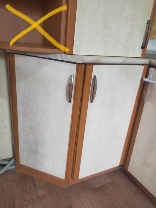 Продам кухонные шкафы