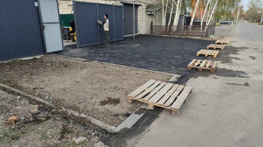 Укладка асфальта брусчатки