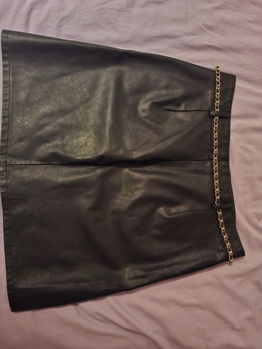 Кожена пола ,,Junona"