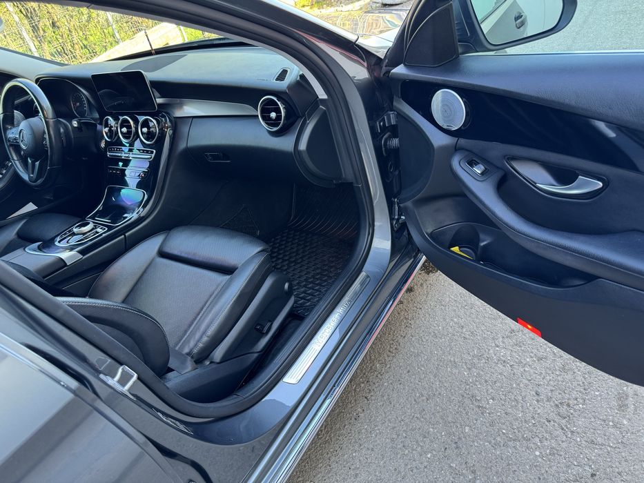 Vand Mercedes-Benz C200