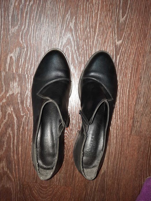Продам туфли 39 размер