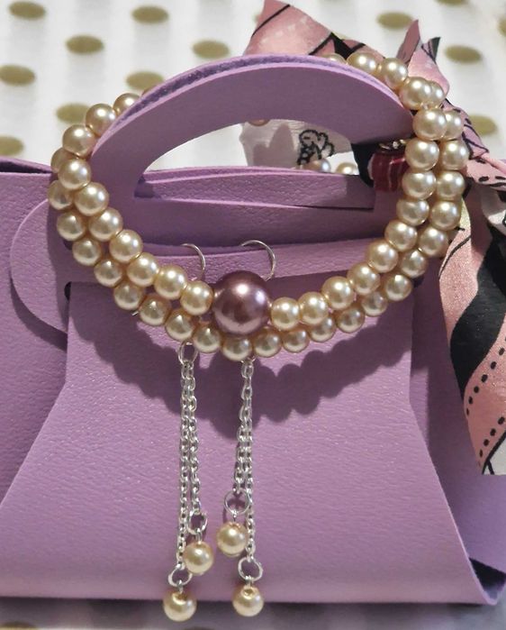 Дамски бижута, ръчна изработка