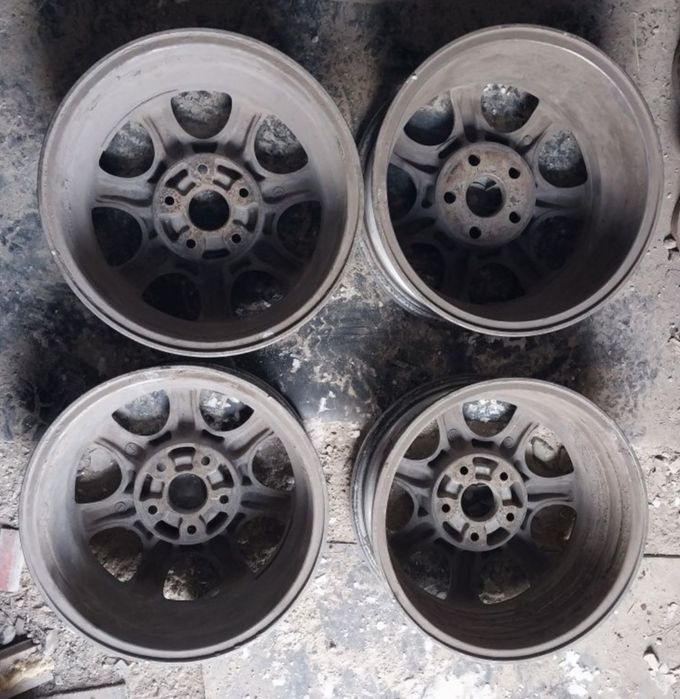 Диски R16 оригинал. Разболтовка 5 114.3.