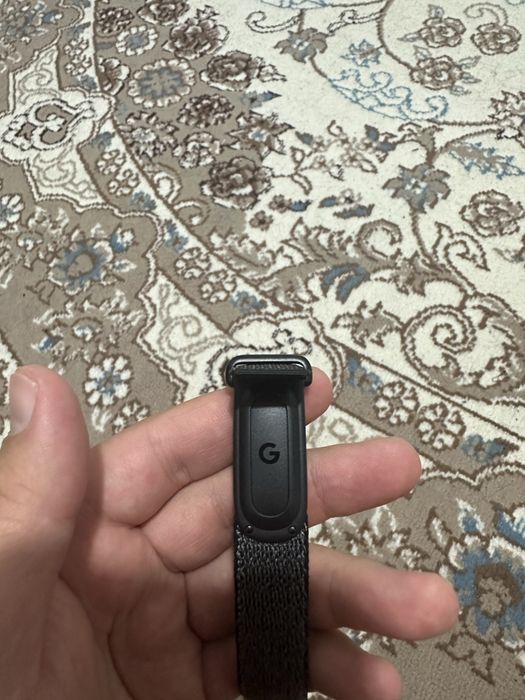 Продам фитнес браслет Google FitBit Air