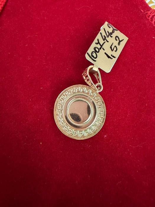 Pandantiv aur versace 1,52 g 14k (cdc)