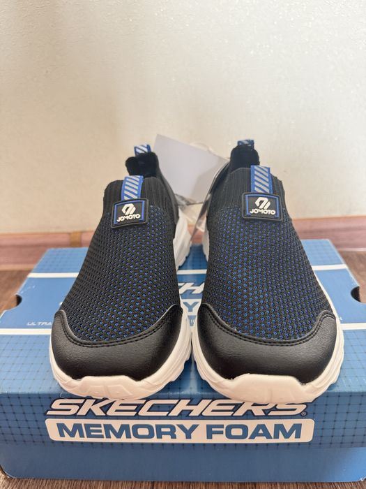 Продам  кроссовки