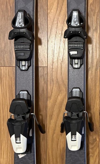 Ski schi 150 cm Fischer