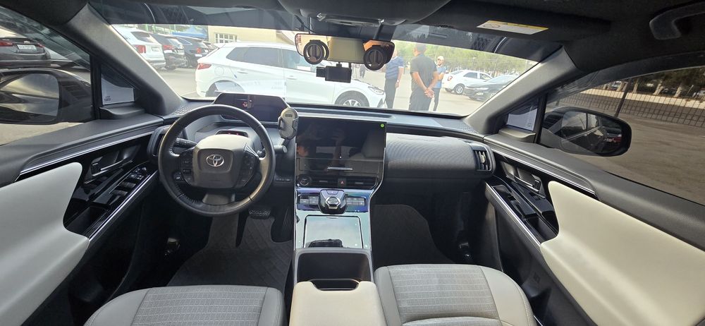 Toyota BZ4X Long-range Full