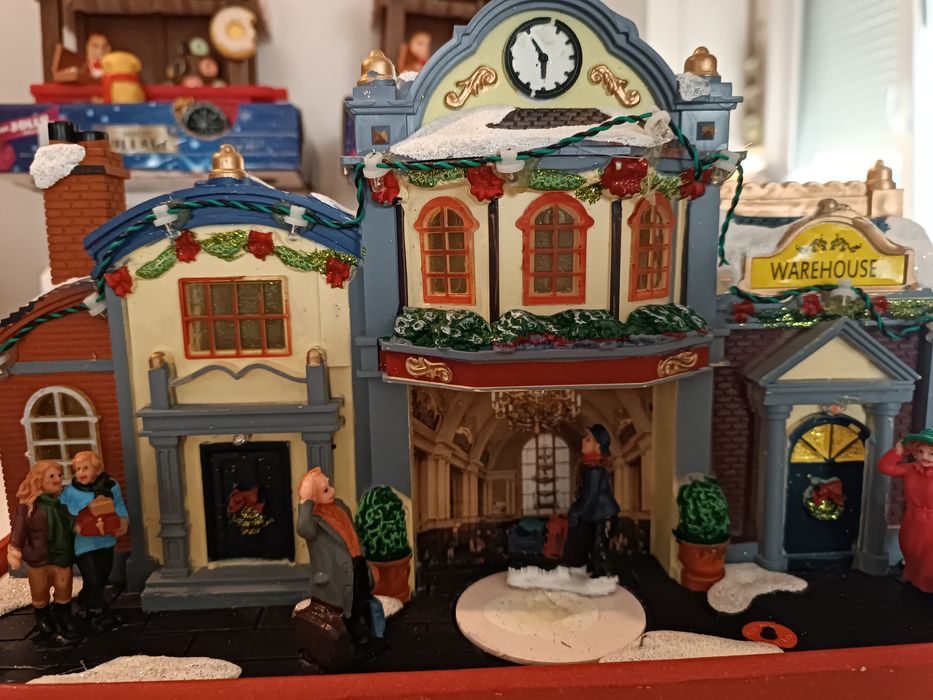 Нова светеща коледна украса .Различни модели.