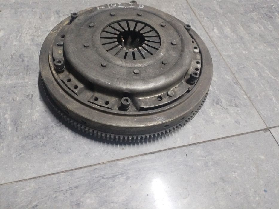 Сцепление Мерседес м102