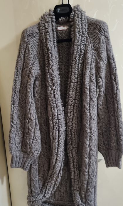 Max&Co оригинална бежово-сива жилетка, размер М