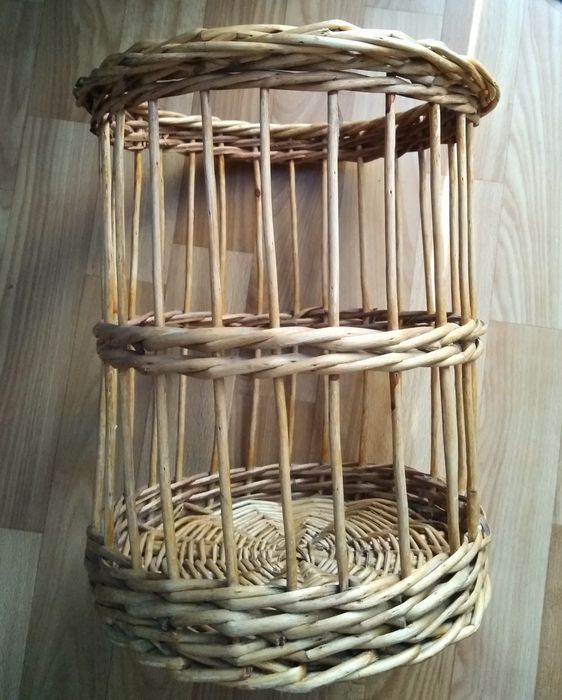 Плетено кошче за декорация