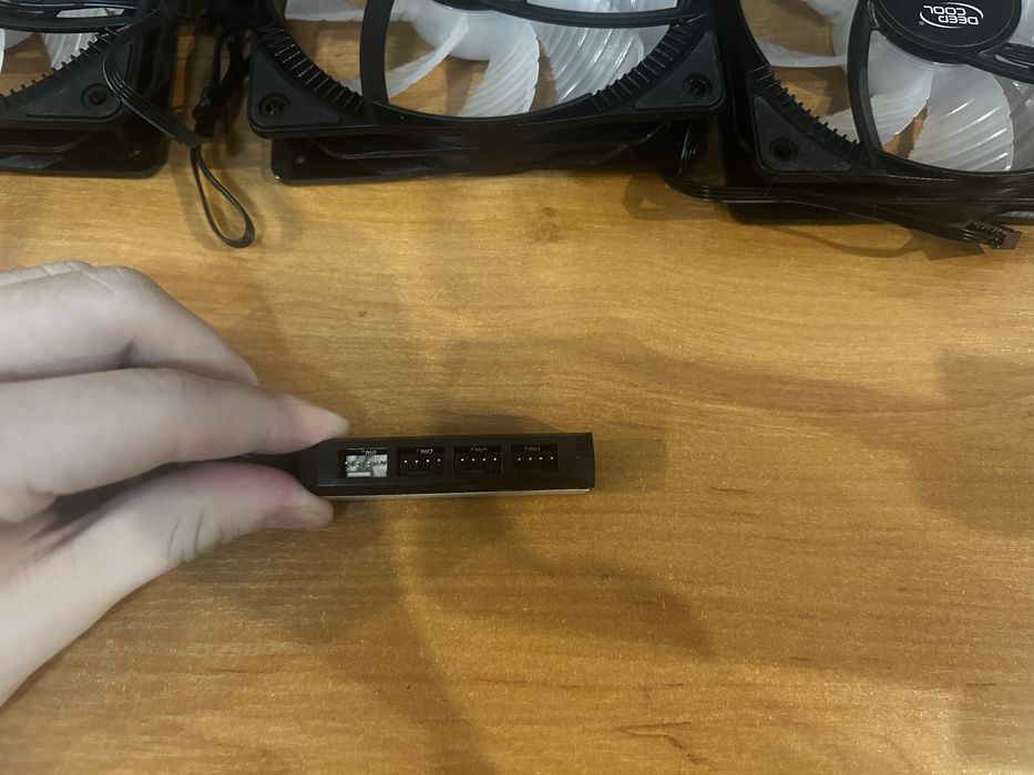 Вентилятор Deepcool RF120 12cm Colour LED 3 шт