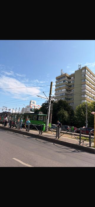 Ofer spre inchiriere garsoniera in Drumul Taberei Bucuresti