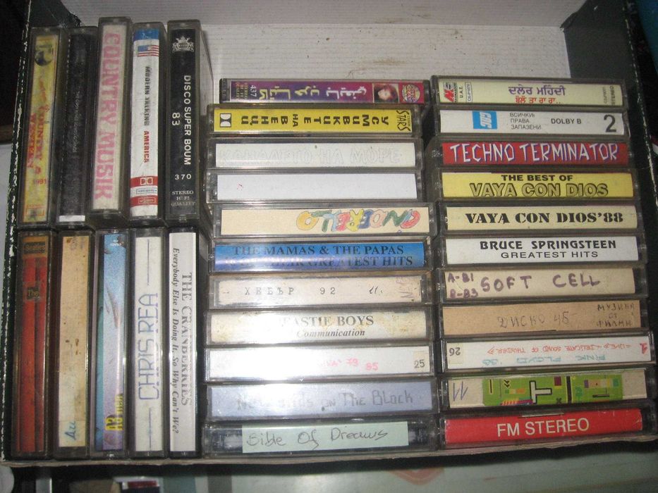 ЕВТИНИ касетки със студийни  записи