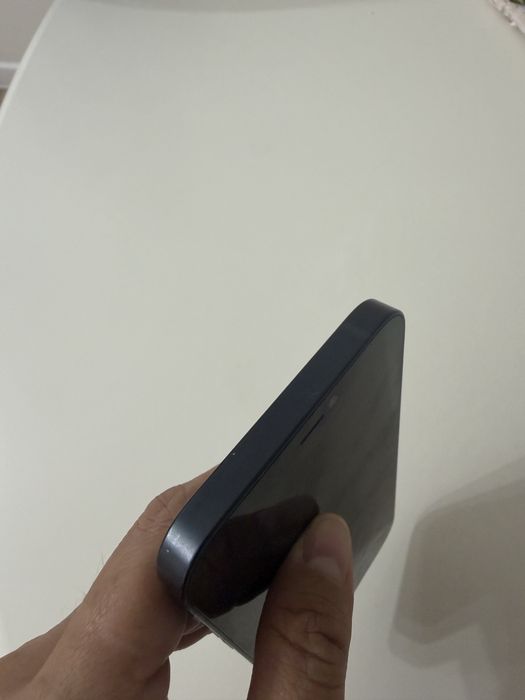 Продам Iphone 12