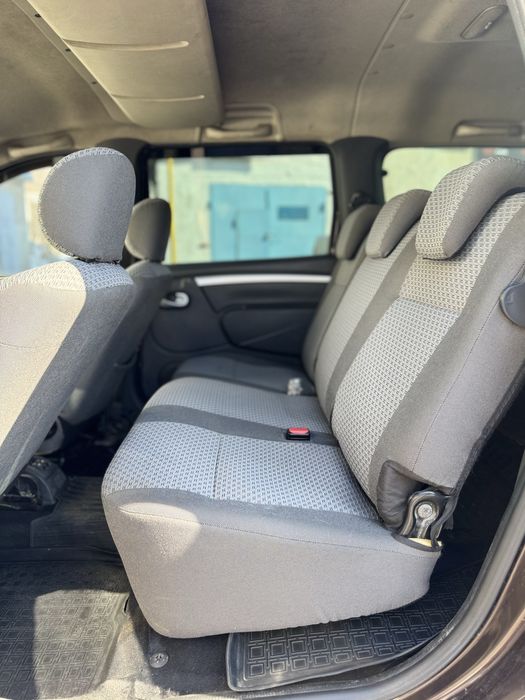 В продаже ларгус